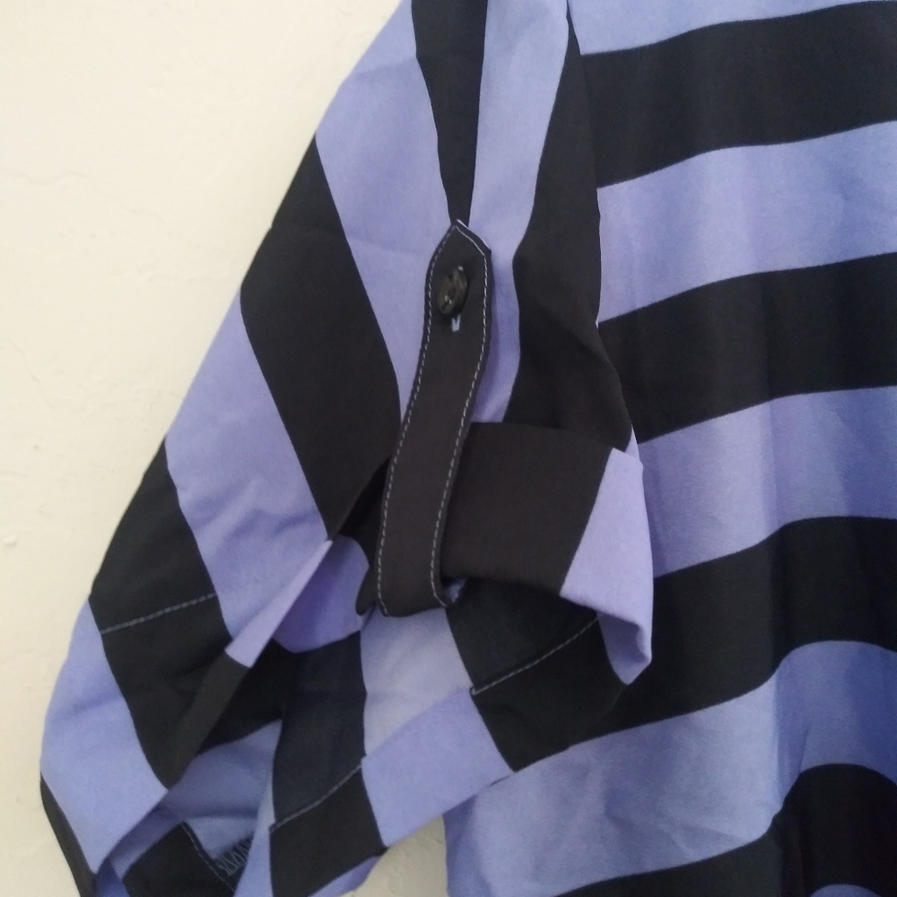 New York & Company Blue Striped Blouse Size M - Picture 6 of 8